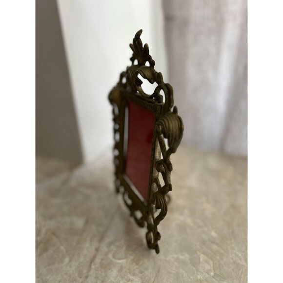Antique Ornate Brass Picture Frame With Red Velvet Backing & Intricate Design 10 - Picture 6 of 10